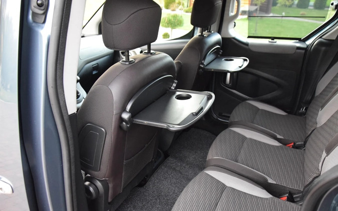 Peugeot Partner cena 24900 przebieg: 230000, rok produkcji 2010 z Chełmża małe 781